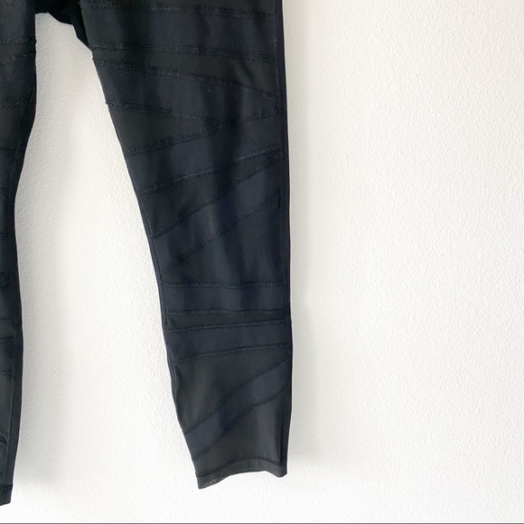 ❤️SOLD❤️Lululemon High Times Tech Mesh Crop Leggin - Picture 8 of 8